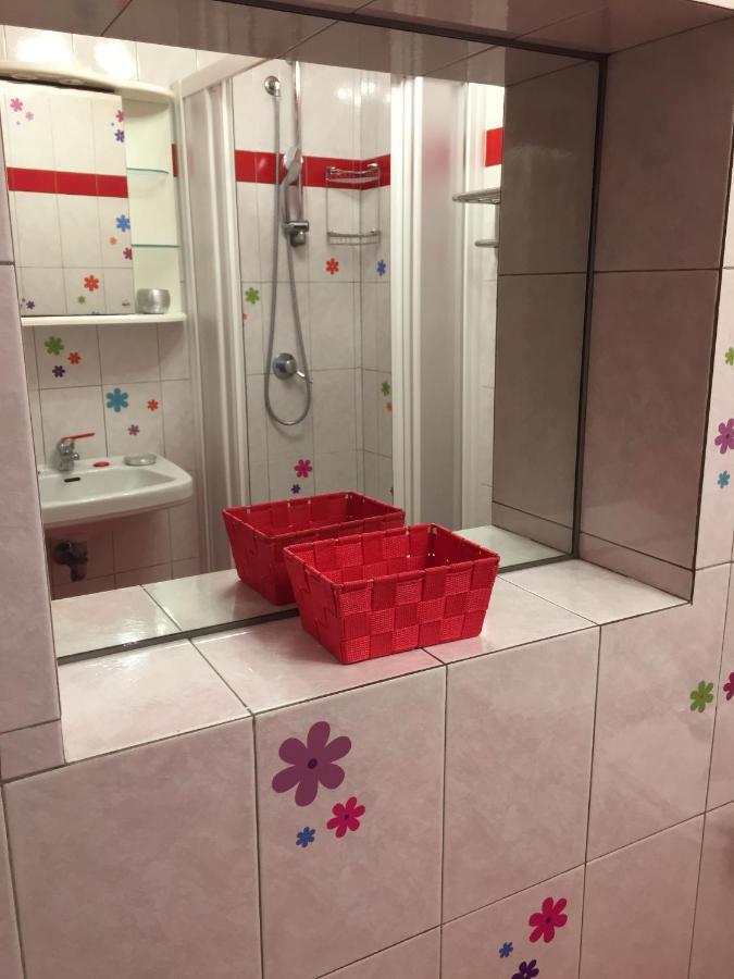 Petit Bijou Apartment *